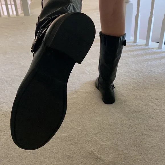 Kenneth Cole size 9 boots black - Picture 4 of 4